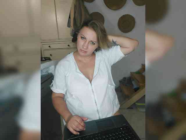 yuliia_3003 webcam