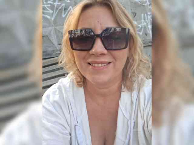 yuliia_3003 webcam