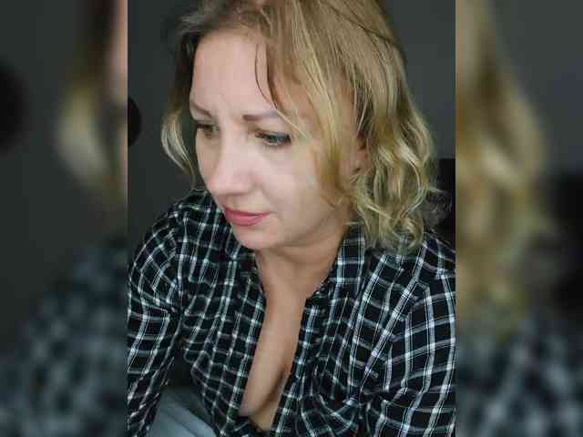 yuliia_3003 webcam