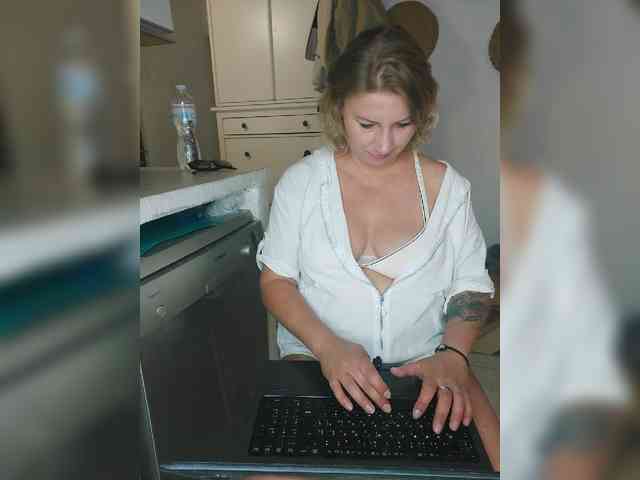 yuliia_3003 webcam