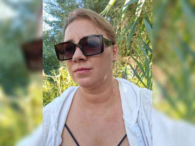 yuliia_3003 webcam