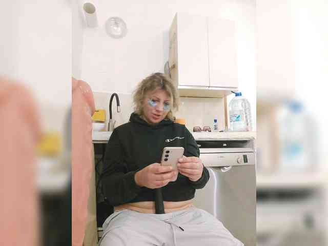 yuliia_3003 webcam