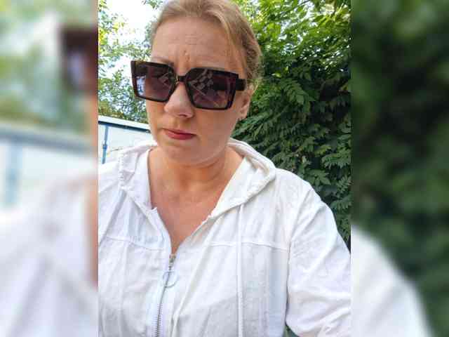 yuliia_3003 webcam