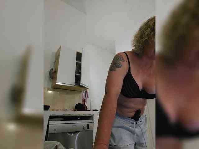 yuliia_3003 webcam