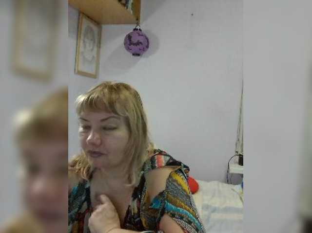LucyAlexis live cam preview