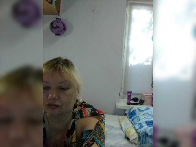 LucyAlexis live cam preview