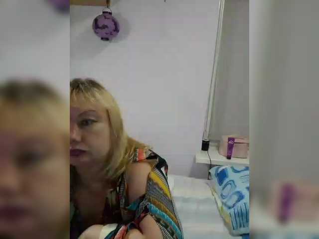 LucyAlexis live cam on BongaCams