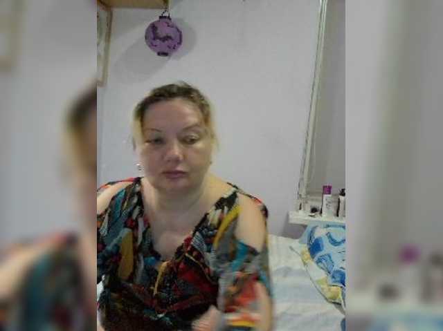 LucyAlexis live cam preview