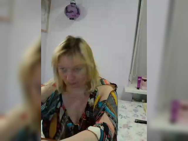 LucyAlexis live cam on BongaCams