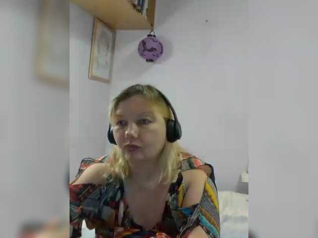 LucyAlexis live cam on BongaCams