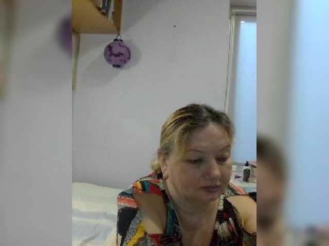 LucyAlexis live cam on BongaCams