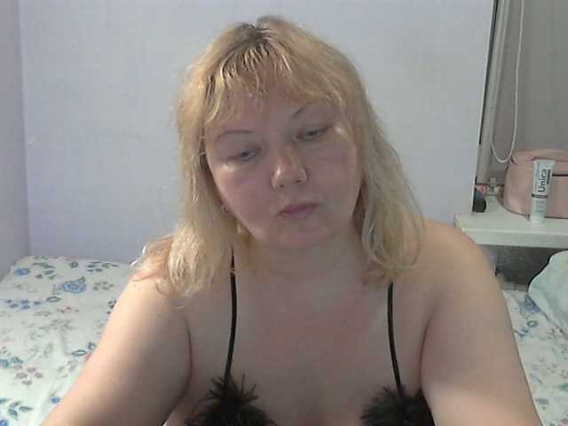 LucyAlexis live cam on BongaCams