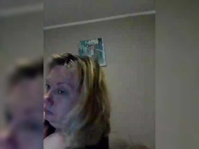 LucyAlexis live cam on BongaCams