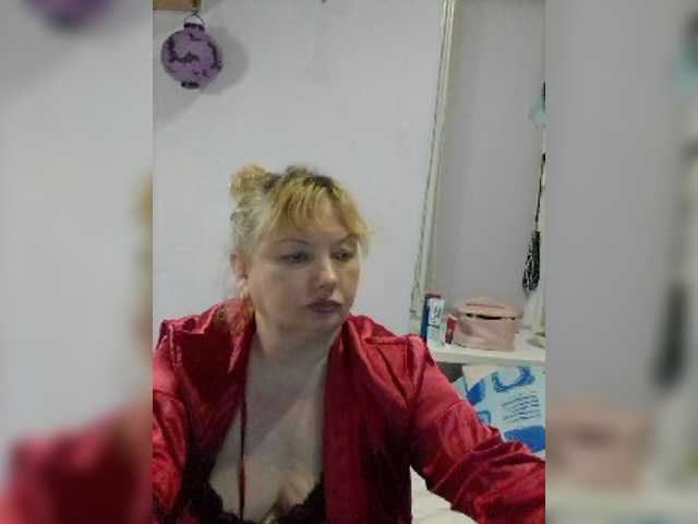 LucyAlexis live cam on BongaCams