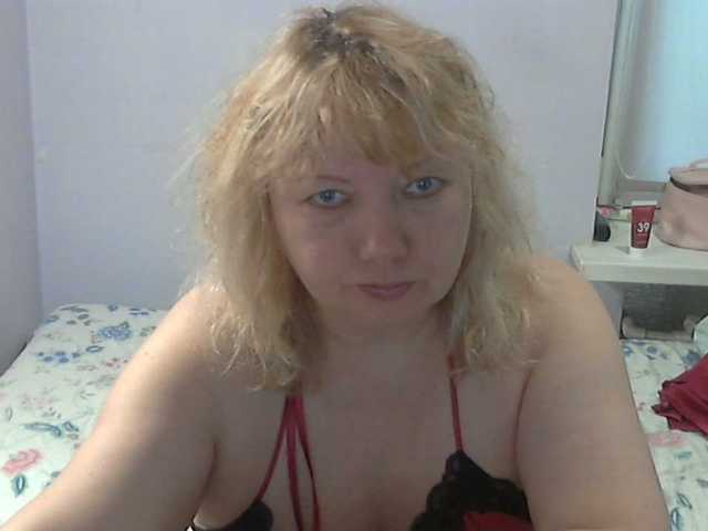 LucyAlexis live cam on BongaCams