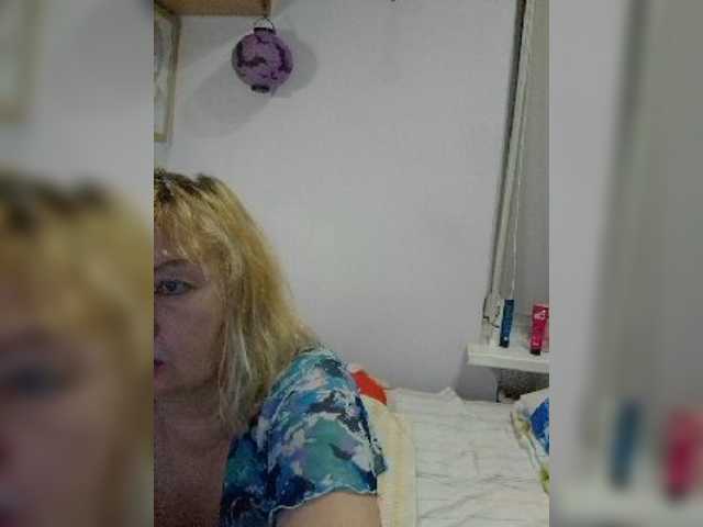 LucyAlexis live cam on BongaCams