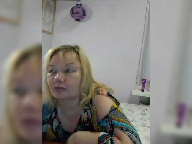 LucyAlexis Nude Live Sex Shows