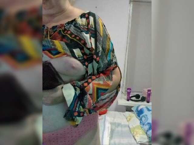 LucyAlexis live cam preview