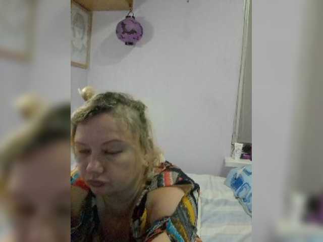 LucyAlexis live cam preview