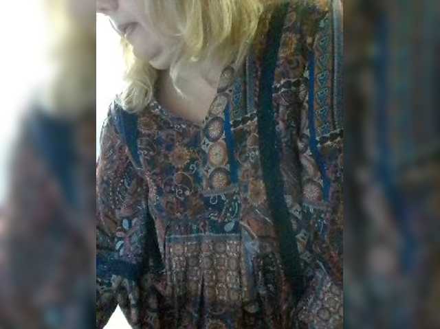 LucyAlexis live cam preview