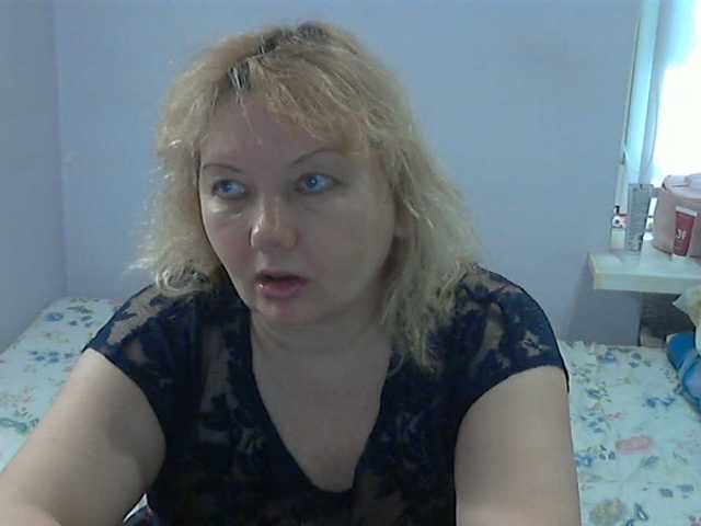 LucyAlexis live cam on BongaCams