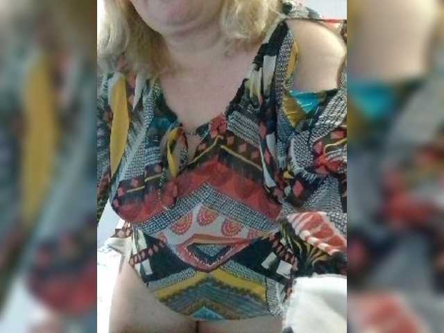 LucyAlexis live cam on BongaCams