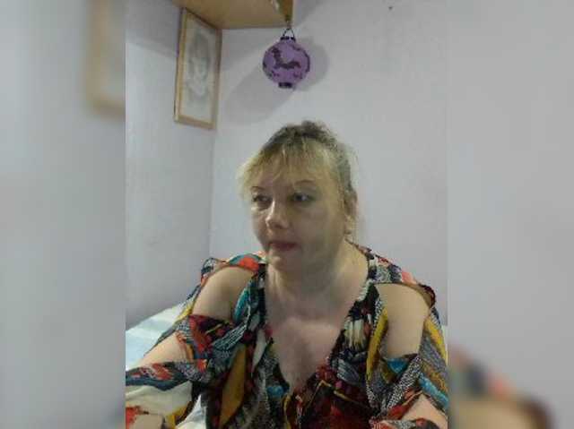 LucyAlexis live cam on BongaCams