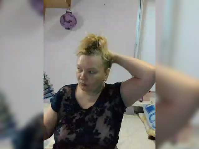 LucyAlexis live cam on BongaCams