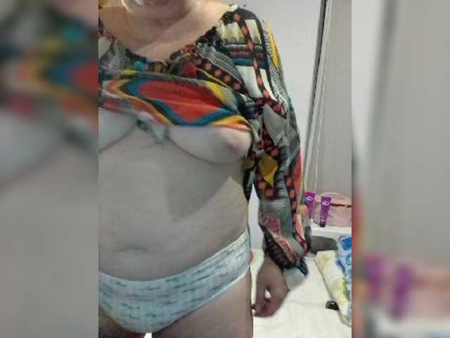 LucyAlexis live cam on BongaCams