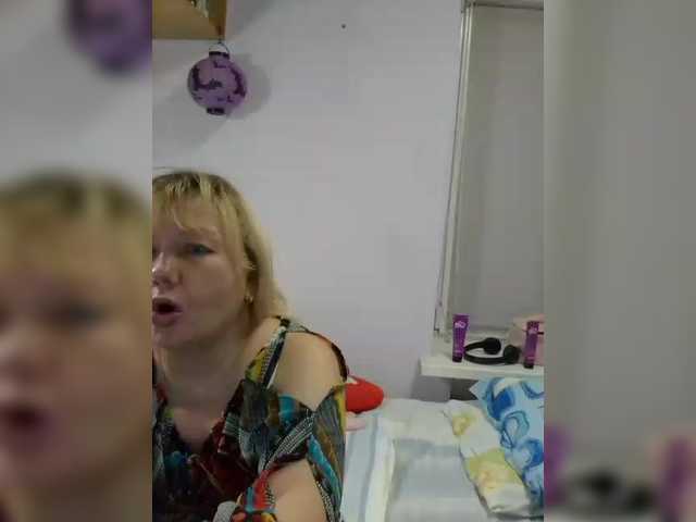 LucyAlexis live cam on BongaCams