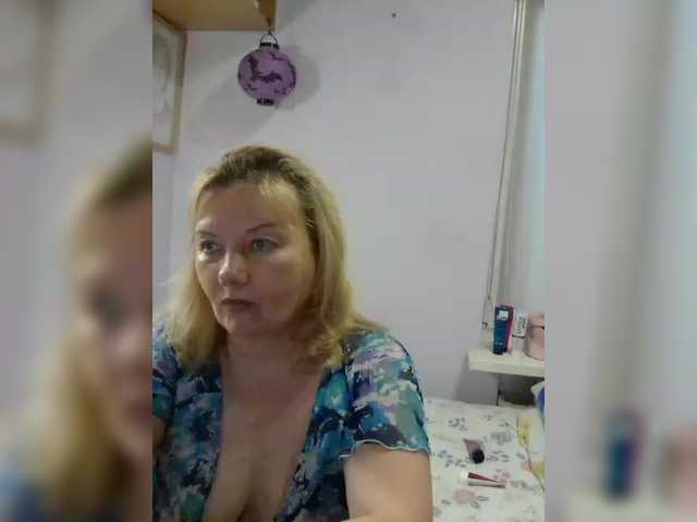 LucyAlexis live cam on BongaCams