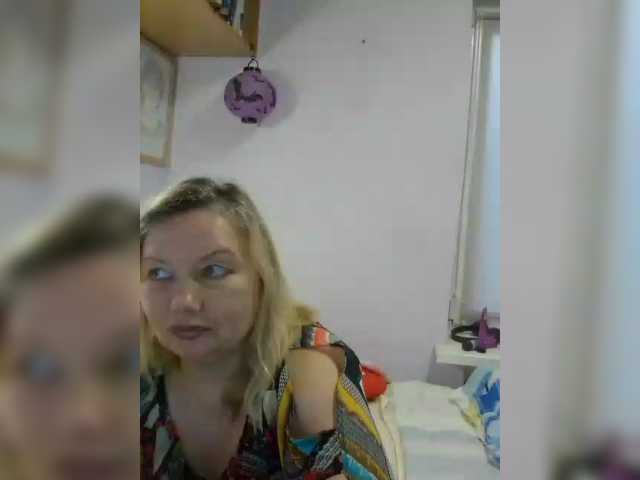 LucyAlexis live cam preview