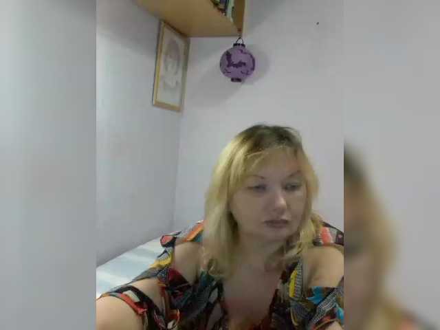 LucyAlexis live cam preview