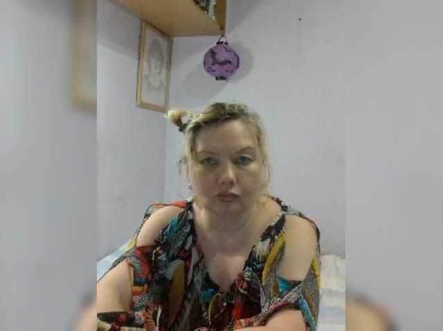 LucyAlexis live cam on BongaCams