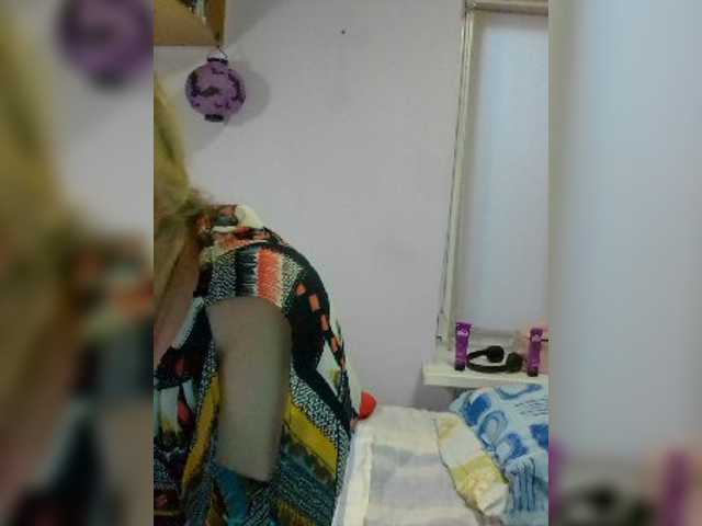LucyAlexis live cam on BongaCams