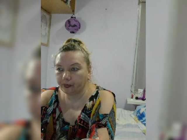 LucyAlexis live cam on BongaCams