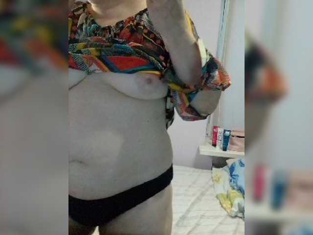 LucyAlexis live cam on BongaCams