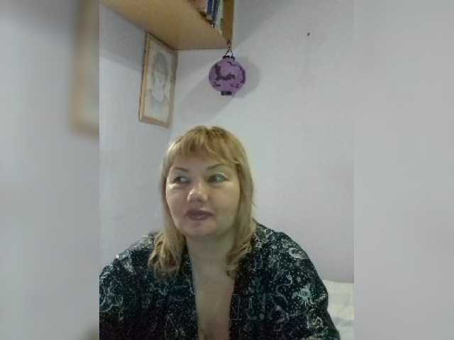 LucyAlexis live cam on BongaCams