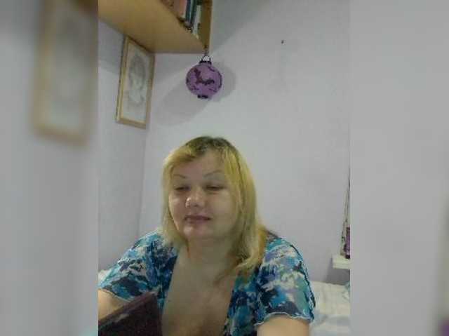 LucyAlexis live cam preview