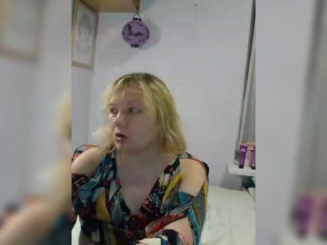LucyAlexis live cam on BongaCams
