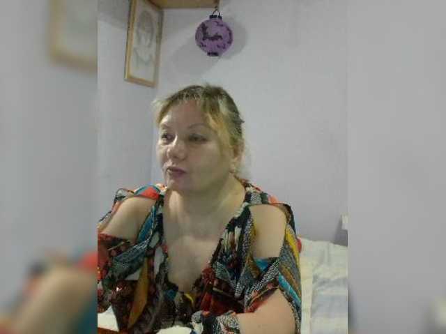 LucyAlexis live cam on BongaCams
