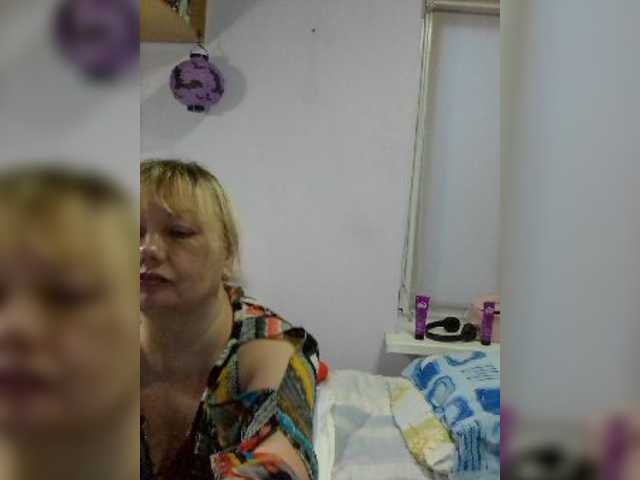 LucyAlexis live cam preview