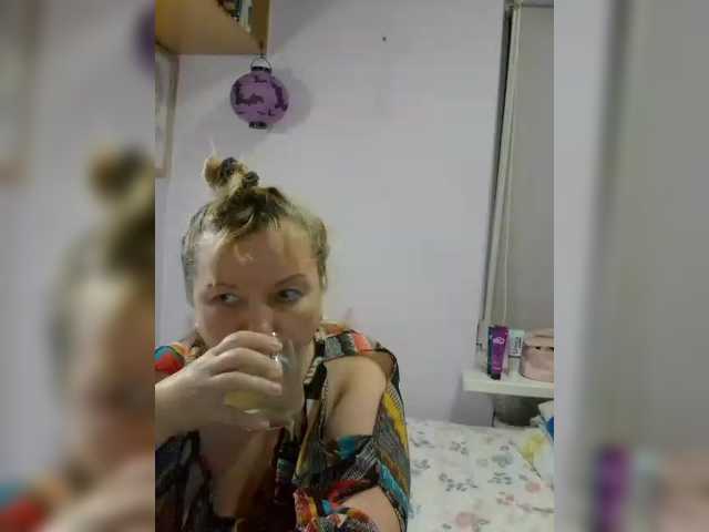 LucyAlexis live cam on BongaCams