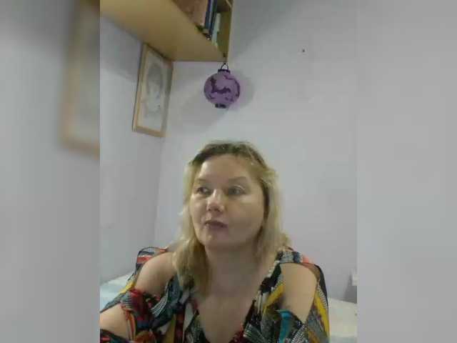 LucyAlexis live cam on BongaCams