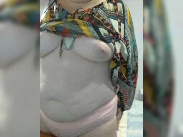 LucyAlexis live cam on BongaCams