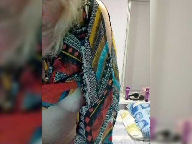 LucyAlexis