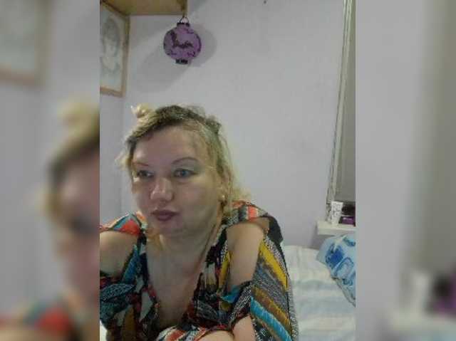 LucyAlexis live cam on BongaCams