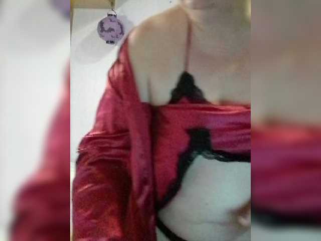 LucyAlexis live cam on BongaCams