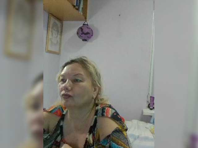 LucyAlexis live cam preview