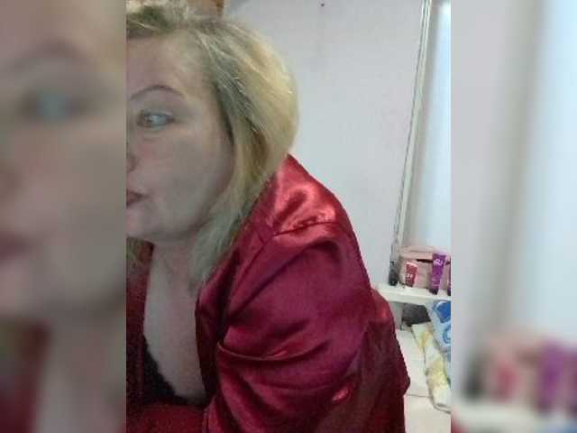 LucyAlexis live cam on BongaCams